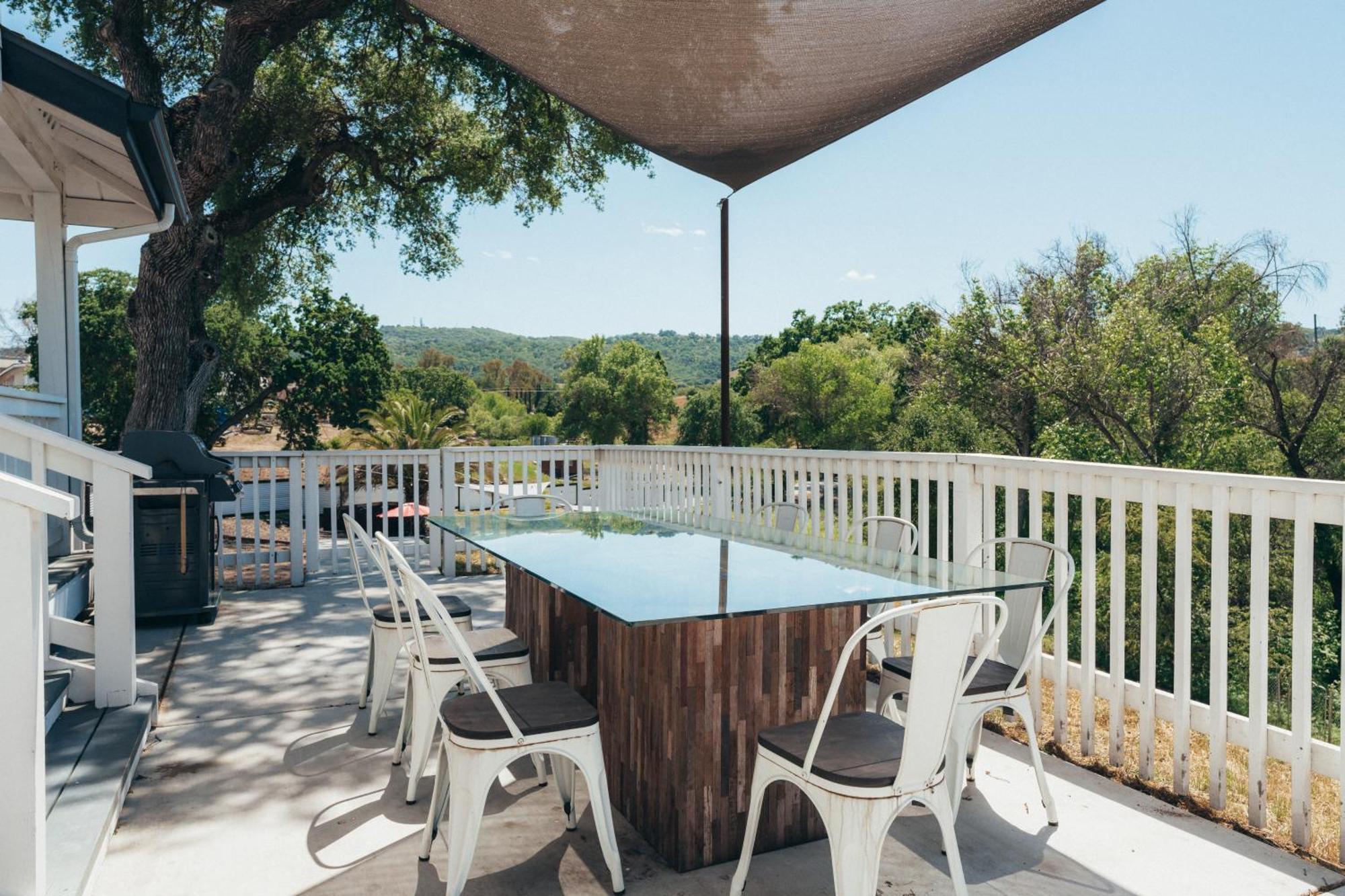 Wine Country Modern Farmhouse With Heated Pool, Hot Tub, Cybertruck Paso Robles Bagian luar foto