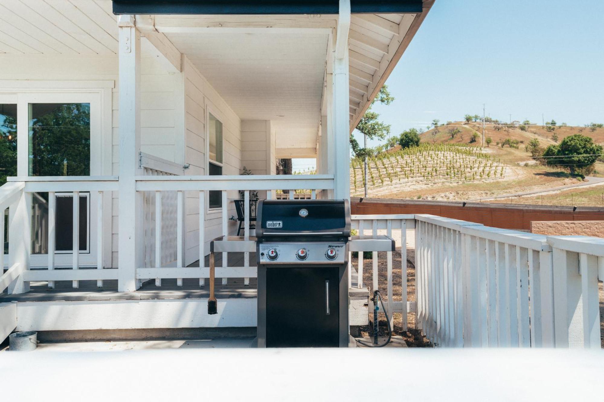 Wine Country Modern Farmhouse With Heated Pool, Hot Tub, Cybertruck Paso Robles Bagian luar foto