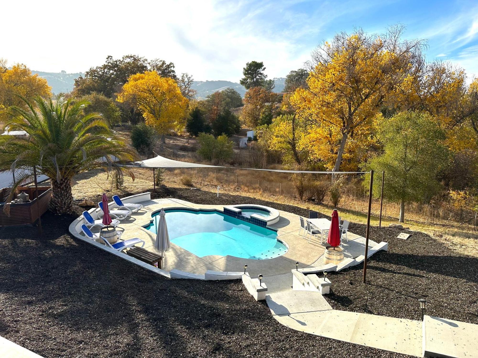 Wine Country Modern Farmhouse With Heated Pool, Hot Tub, Cybertruck Paso Robles Bagian luar foto